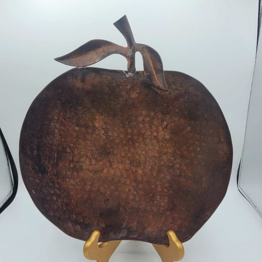 Hammered Brass Apple-Shaped Tray Wall Decor Decorative India 10.5" Vintage